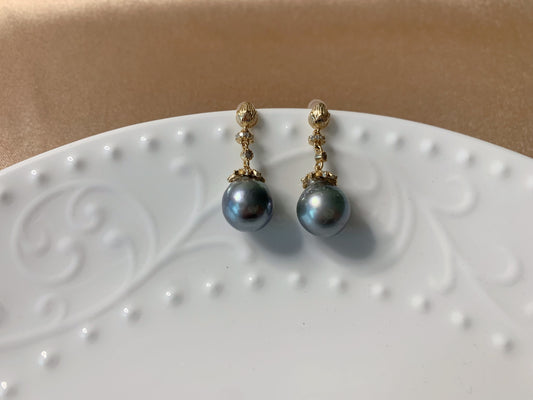 VINTAGE COURT EARRINGS