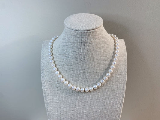 TIMELESS PEARL NECKLACE